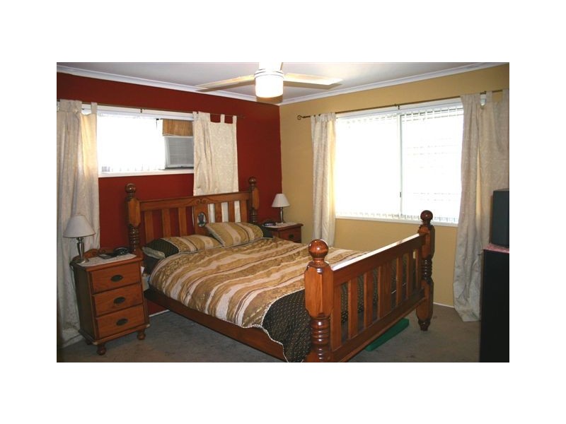 Arana Hills QLD 4054