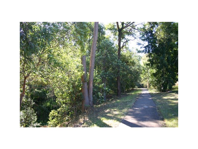 Arana Hills QLD 4054