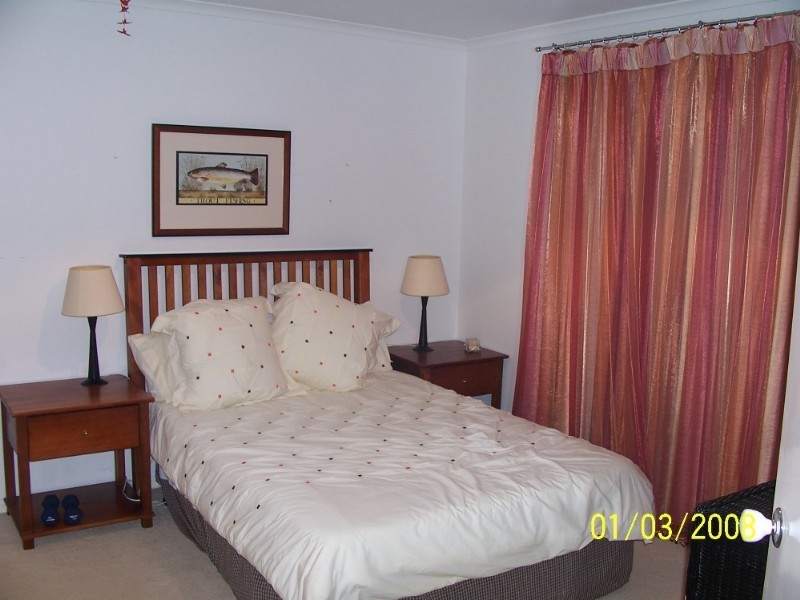 8 Brigalow Close, Bridgeman Downs QLD 4035