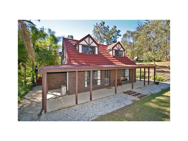 5 Prasada Court, Eatons Hill QLD 4037