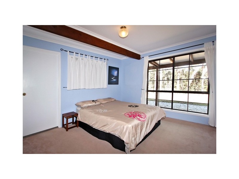 5 Prasada Court, Eatons Hill QLD 4037