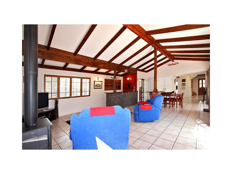 5 Prasada Court, Eatons Hill QLD 4037