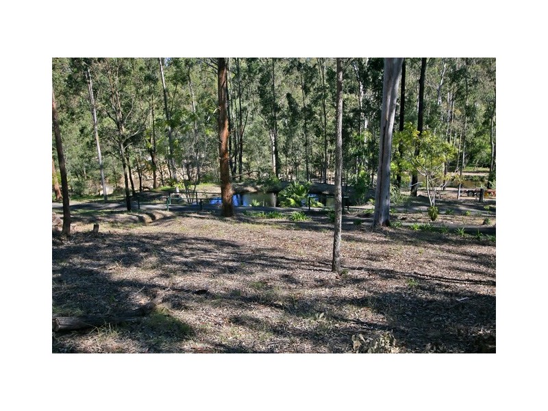 5 Prasada Court, Eatons Hill QLD 4037