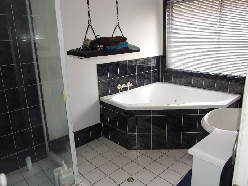 22 Matthew Street, Carseldine QLD 4034