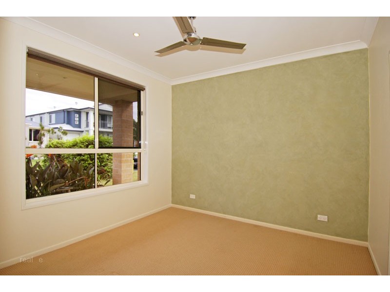 North Lakes QLD 4509