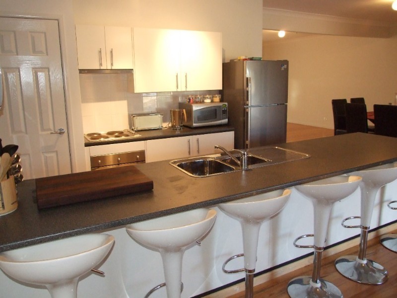 24 Fir Place, Warner QLD 4500