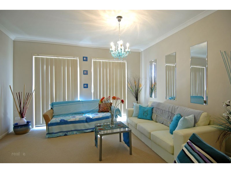 2 Petrie Crescent, Aspley QLD 4034