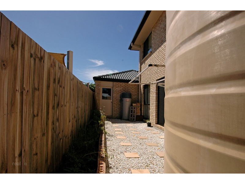 2 Petrie Crescent, Aspley QLD 4034