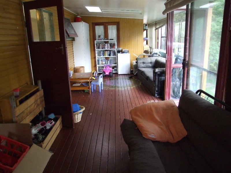 6 Boorogari Place, Petrie QLD 4502