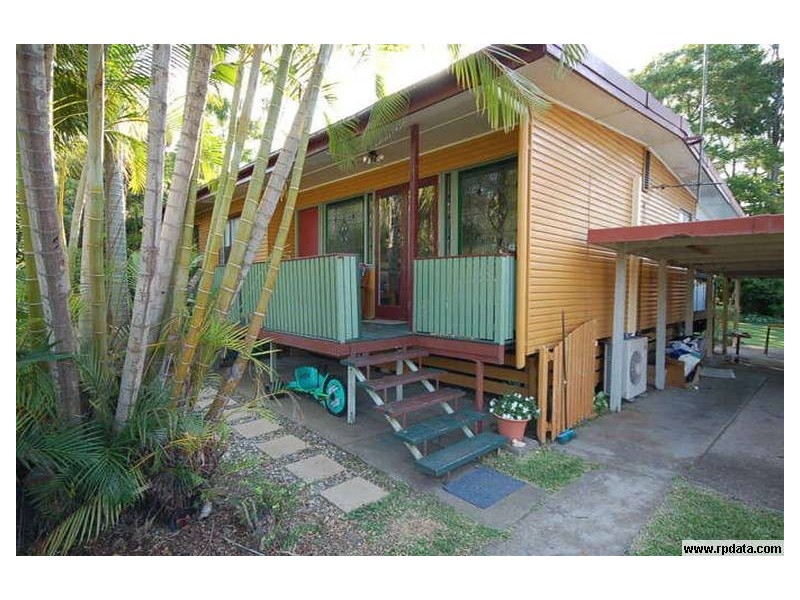 6 Boorogari Place, Petrie QLD 4502