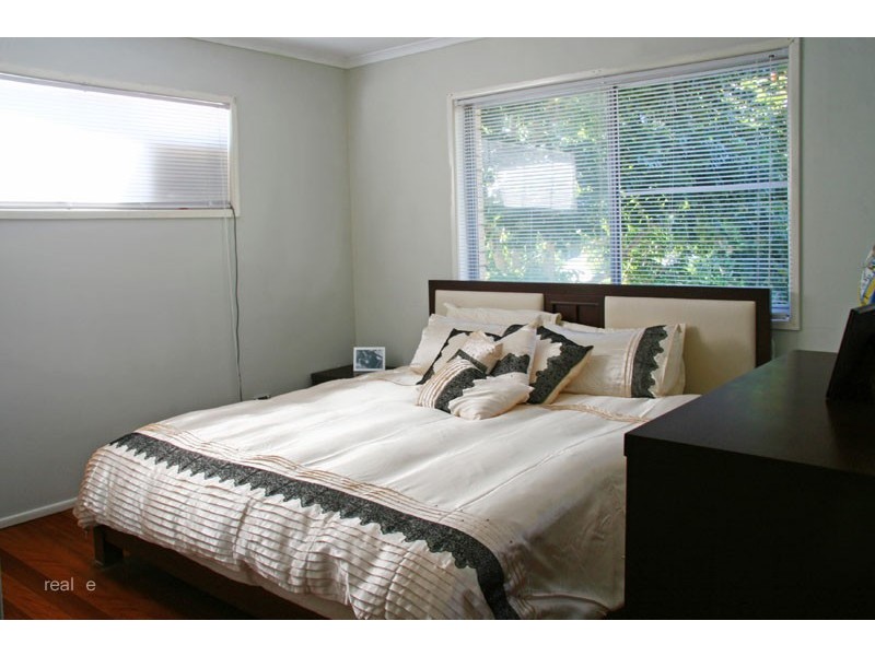 45 Windemere Road, Albany Creek QLD 4035