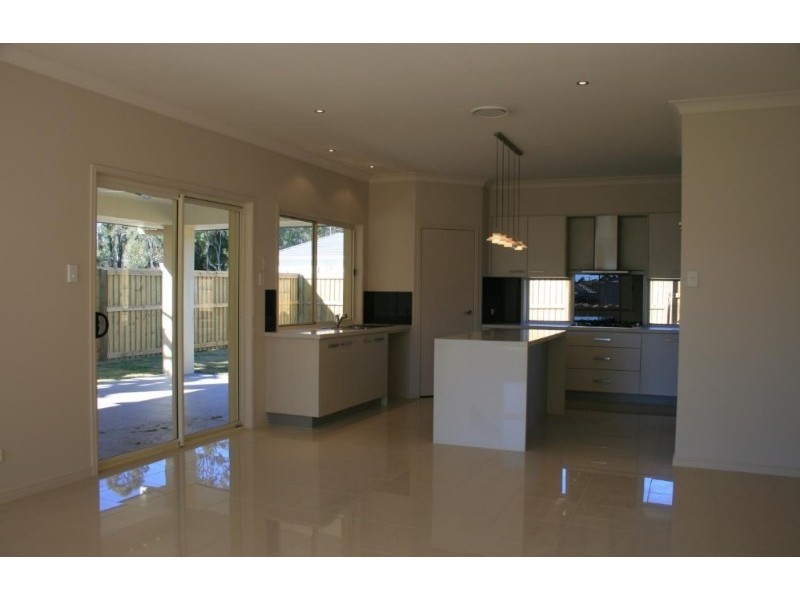 Bridgeman Downs QLD 4035