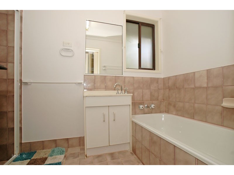 5 Sharon Court, Albany Creek QLD 4035