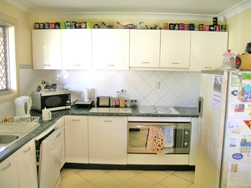 4 Lucas Court, Kallangur QLD 4503