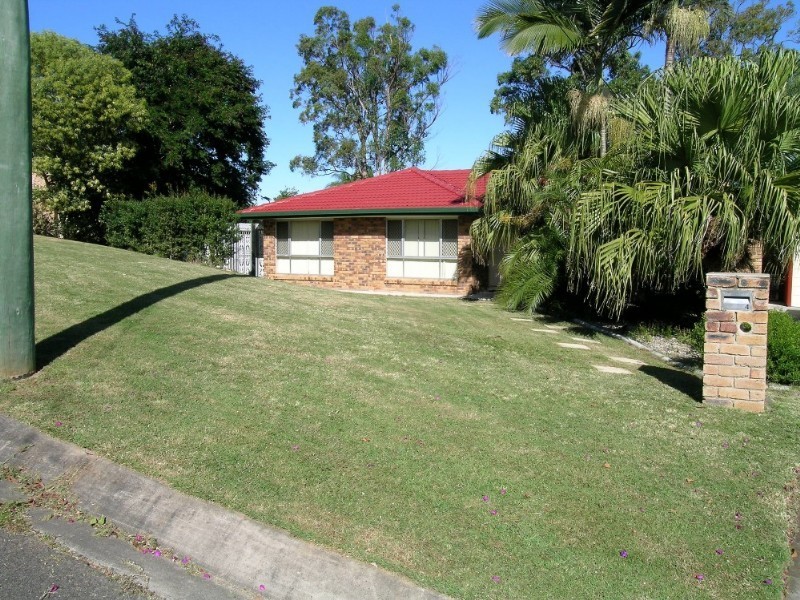 4 Lucas Court, Kallangur QLD 4503