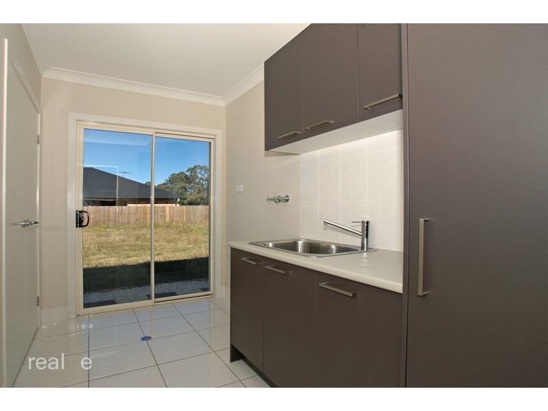 24 Singleton Place, Bald Hills QLD 4036