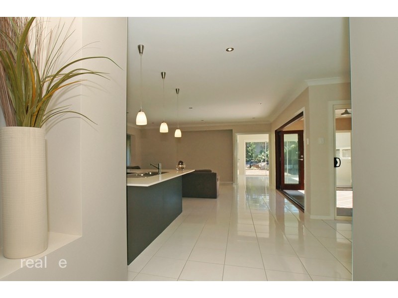 24 Singleton Place, Bald Hills QLD 4036