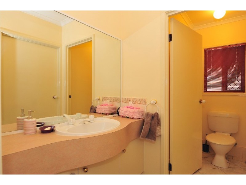 10 Waterford Place, Bridgeman Downs QLD 4035