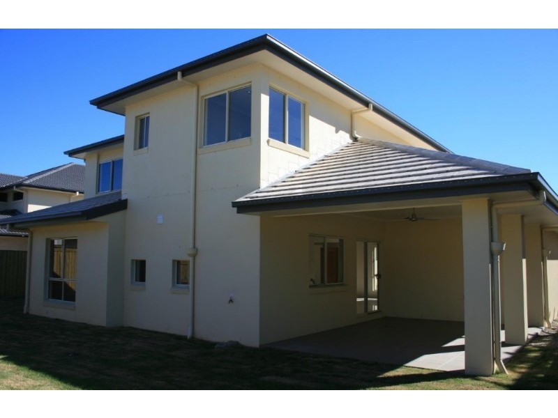 7 Apulia Place, Bridgeman Downs QLD 4035