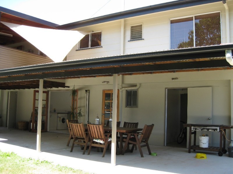 14 Cuthbert Street, Albany Creek QLD 4035