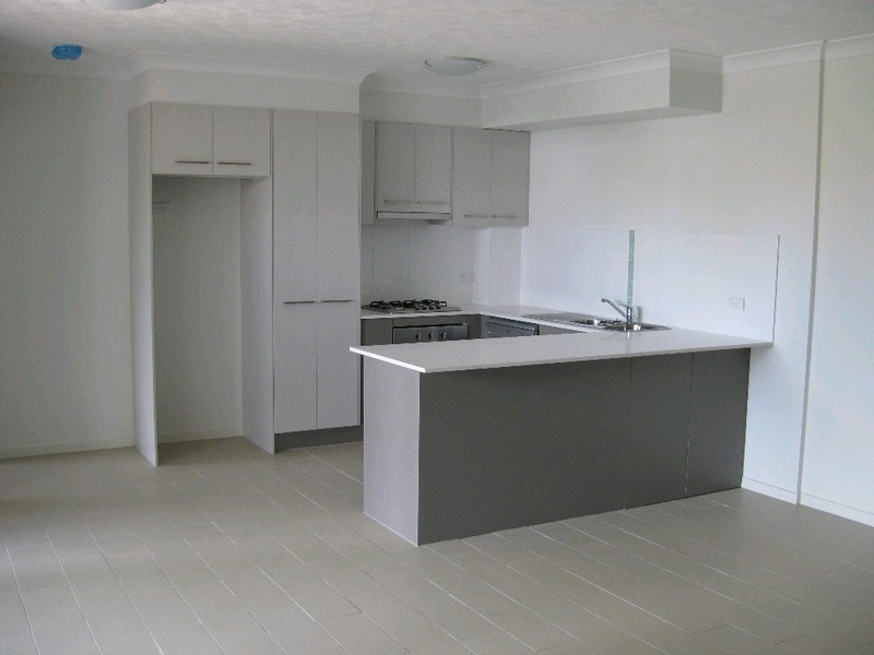 2/25 Kuran Street, Chermside QLD 4032