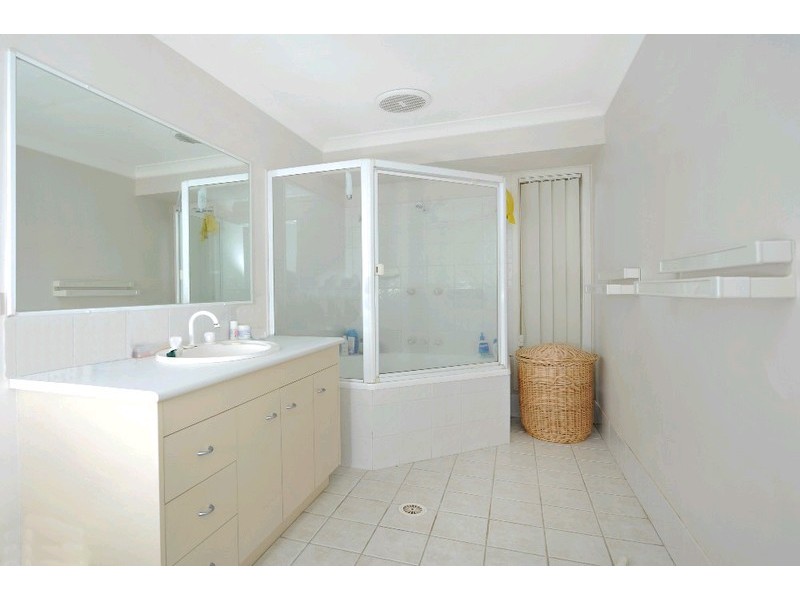 26 Glenvillan Place, Bridgeman Downs QLD 4035