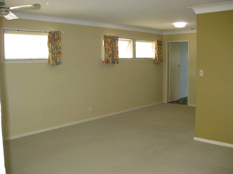 11 Darwin Street, Aspley QLD 4034