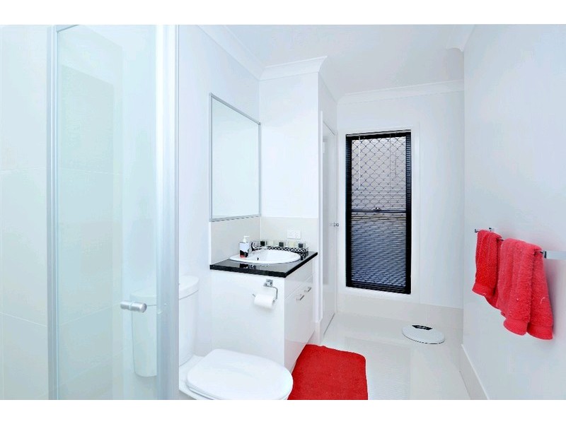 15 Silverbirch Place, Bridgeman Downs QLD 4035