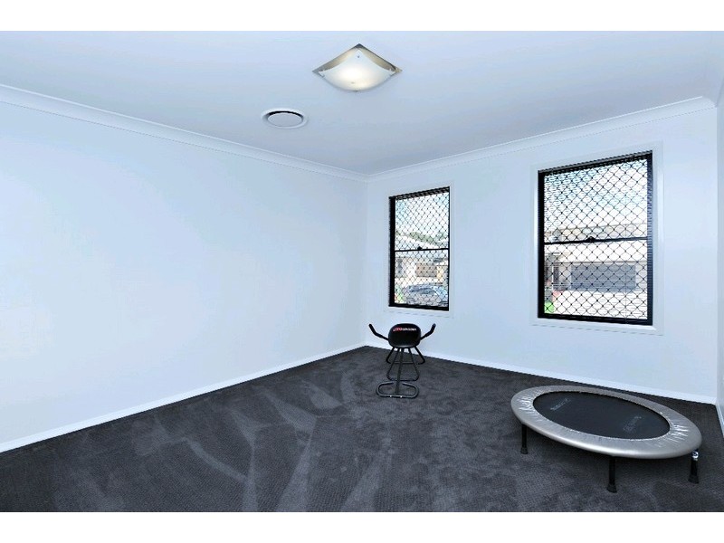 15 Silverbirch Place, Bridgeman Downs QLD 4035