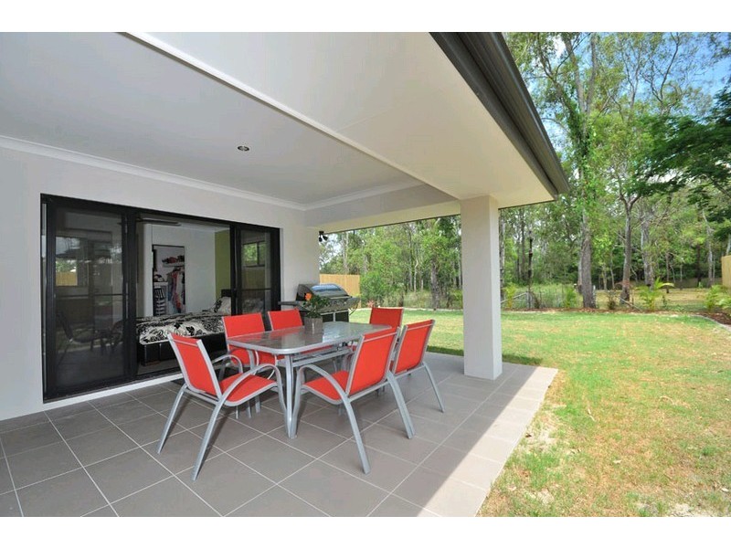 9 Booyong Place, Bridgeman Downs QLD 4035