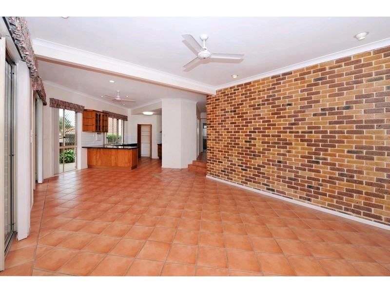 9 Jondel Close, Bridgeman Downs QLD 4035