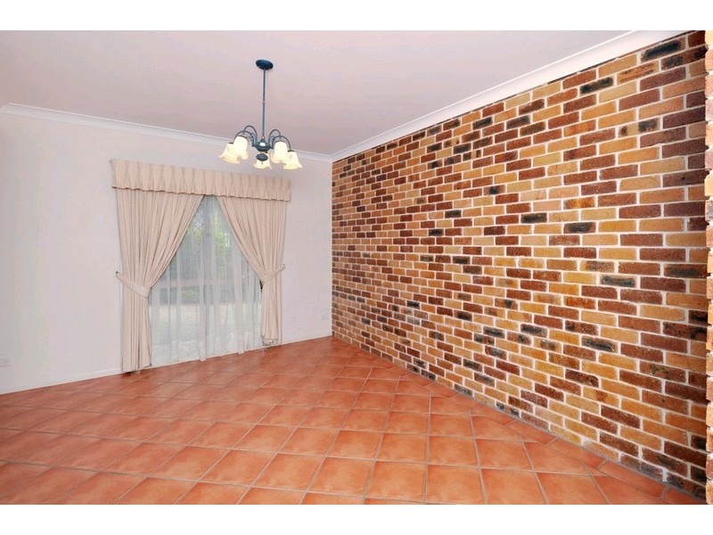 9 Jondel Close, Bridgeman Downs QLD 4035
