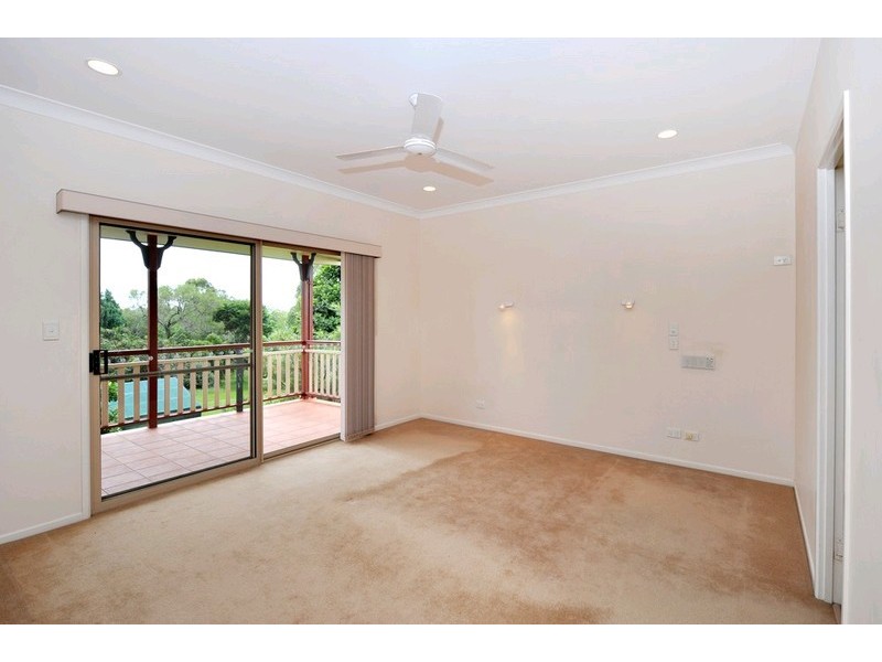 9 Jondel Close, Bridgeman Downs QLD 4035