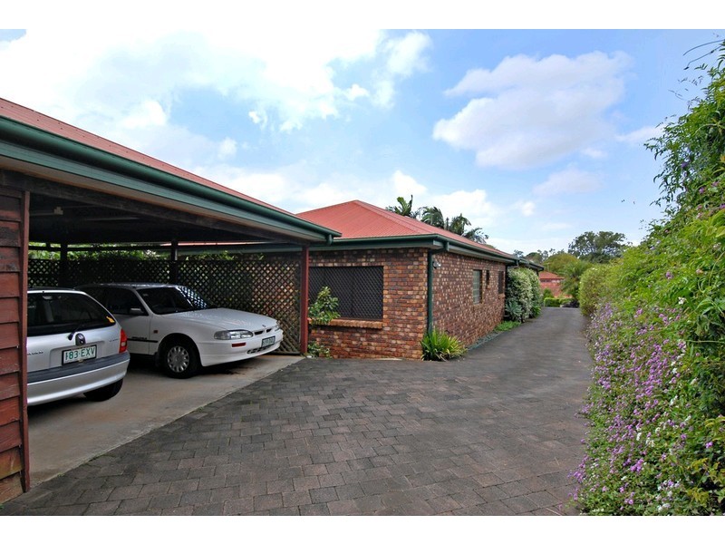 66 Ridley Road, Bridgeman Downs QLD 4035