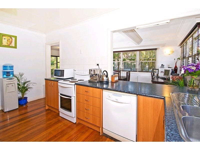 228 Hamilton Road, Chermside QLD 4032