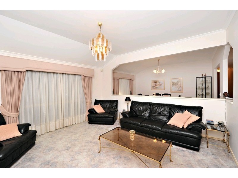 53 Saturn Crescent, Bridgeman Downs QLD 4035