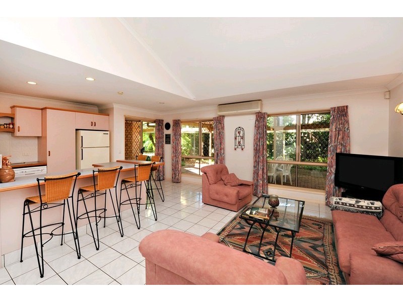 53 Saturn Crescent, Bridgeman Downs QLD 4035