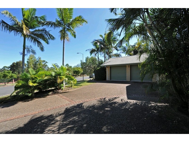 53 Saturn Crescent, Bridgeman Downs QLD 4035