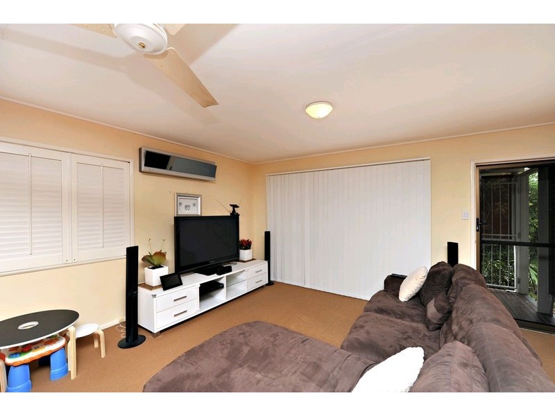 12 Backford Street, Chermside West QLD 4032