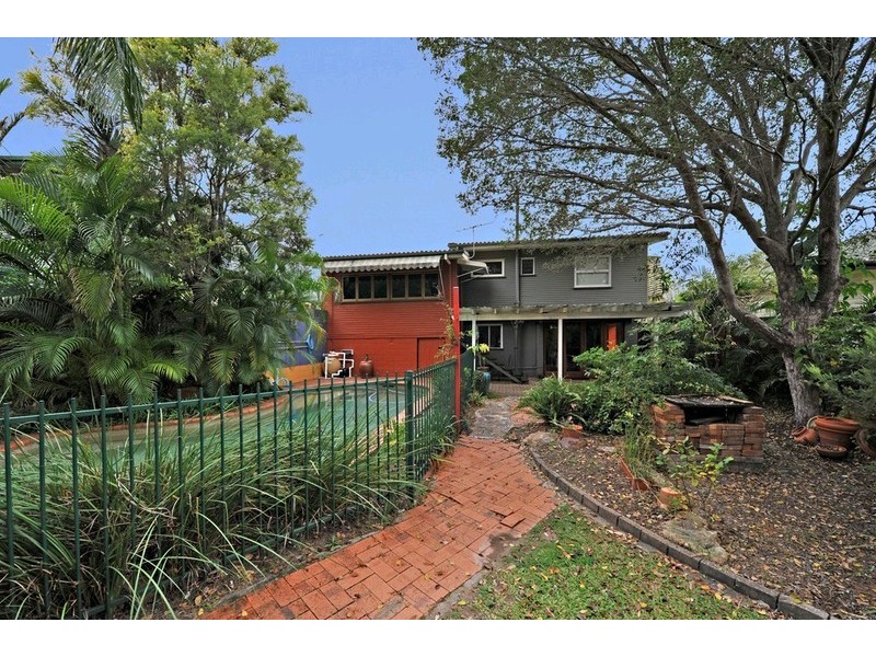 12 Backford Street, Chermside West QLD 4032