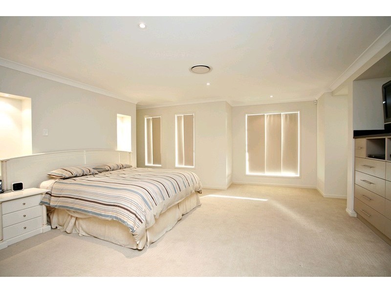7 Hedge Court, Aspley QLD 4034