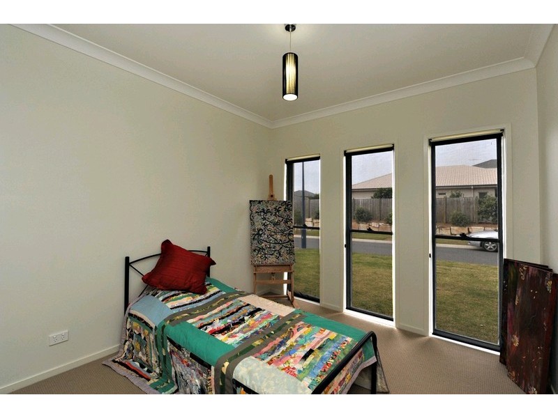 25 Sedgemoor Street, Carseldine QLD 4034