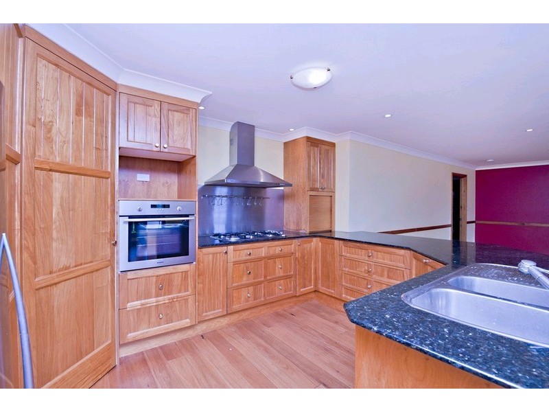 37 Alba Place, Bridgeman Downs QLD 4035