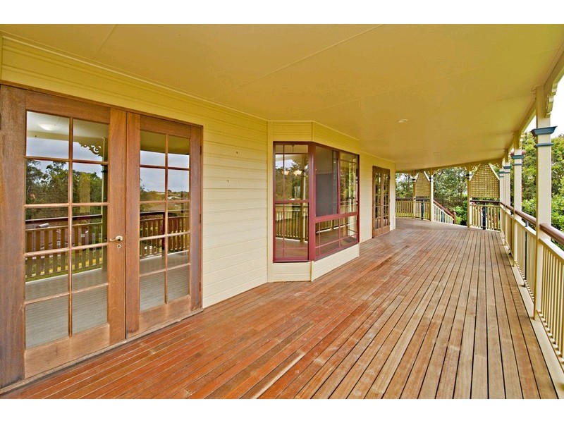 37 Alba Place, Bridgeman Downs QLD 4035