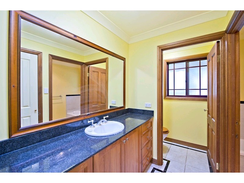 37 Alba Place, Bridgeman Downs QLD 4035