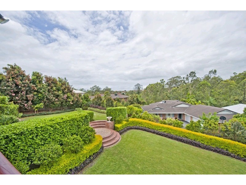 37 Alba Place, Bridgeman Downs QLD 4035