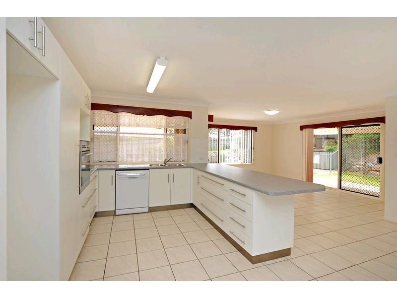 18 Myall Place, Bridgeman Downs QLD 4035