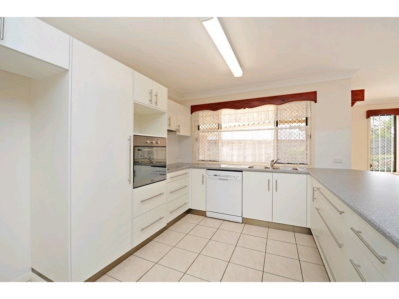 18 Myall Place, Bridgeman Downs QLD 4035