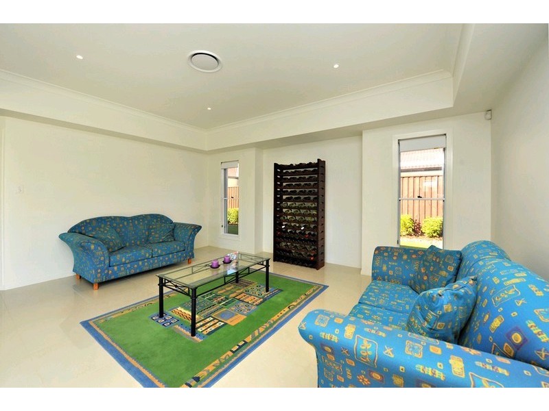 19 Apulia Place, Bridgeman Downs QLD 4035