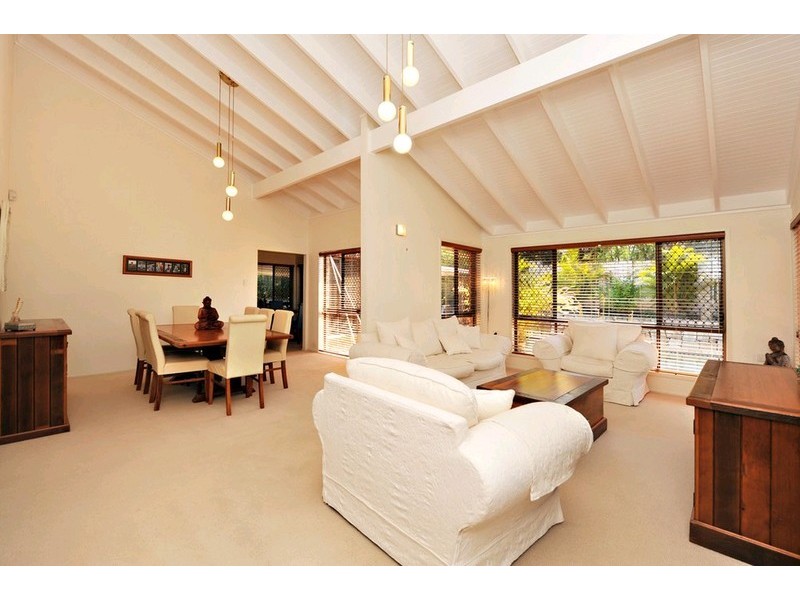 5 Salim Court, Carseldine QLD 4034